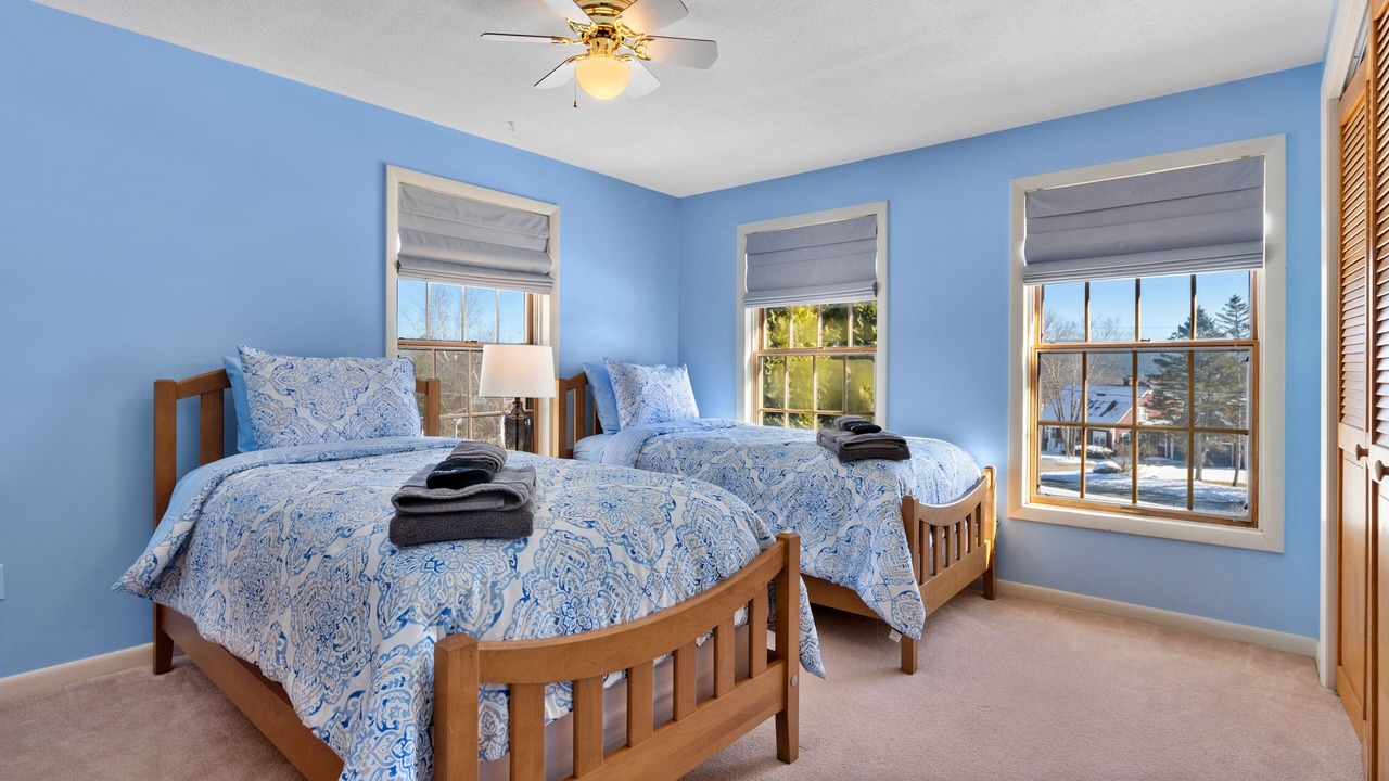 Photo of Bedroom in Lee