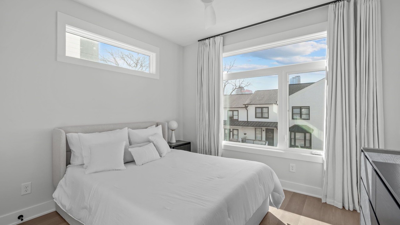 Photo of Bedroom in Downtown