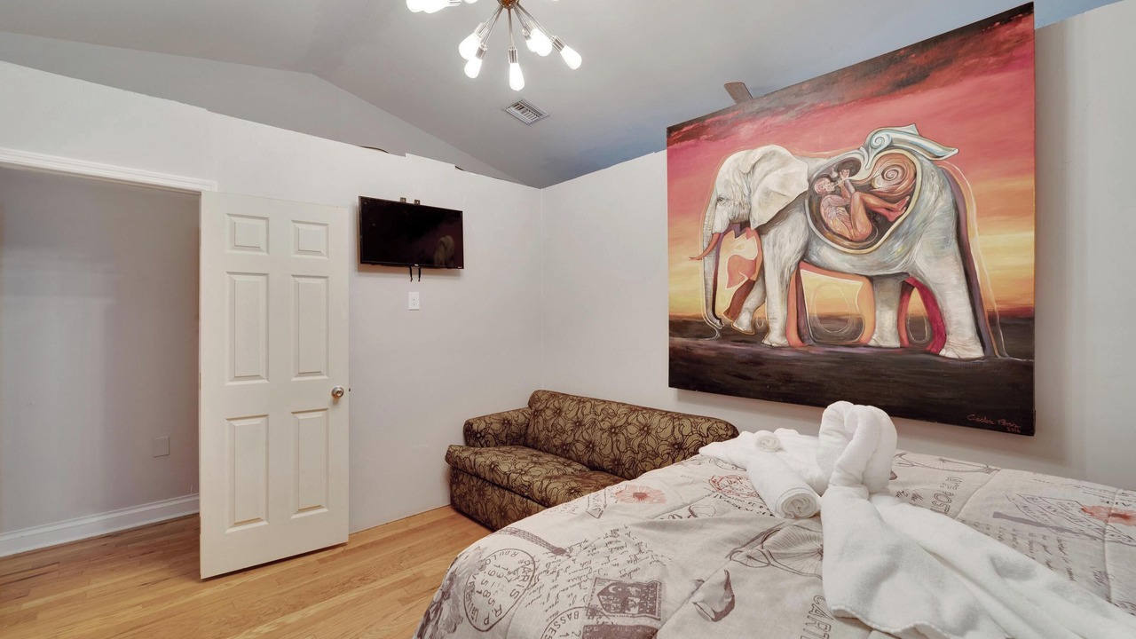 Photo of Bedroom in Channel District