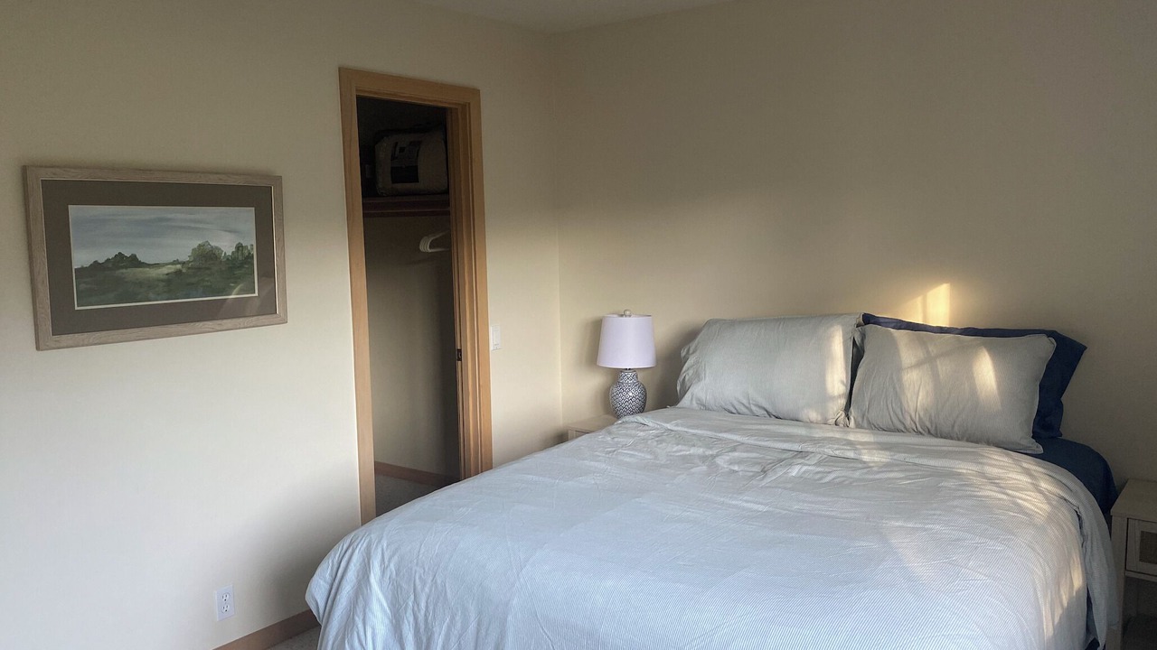 Photo of Bedroom in Gearhart