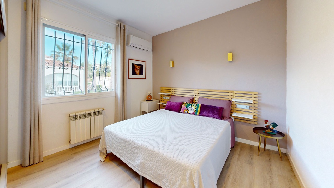 Photo of Bedroom in El Perello