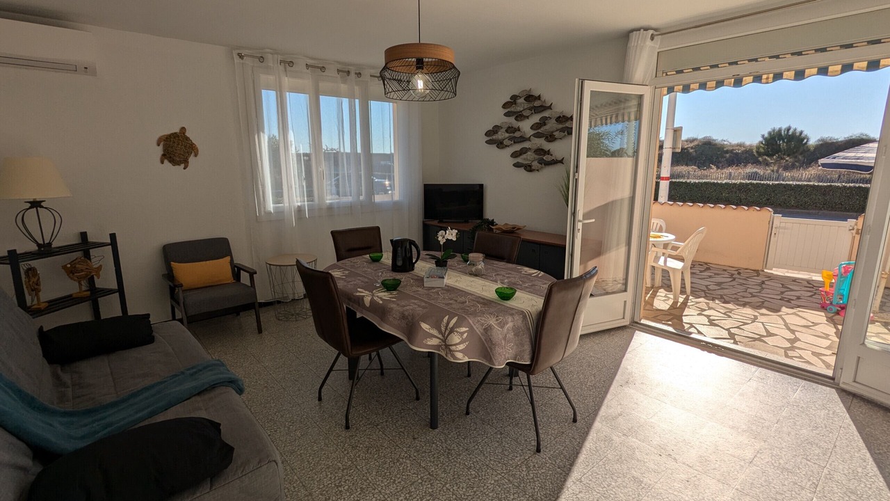 Photo of Bedroom in Le Grau-Du-Roi