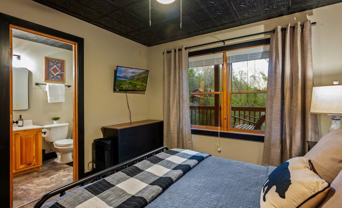 Photo of Bedroom in Pigeon Forge
