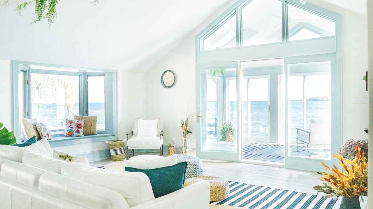 Photo of Livingroom in Waupoos