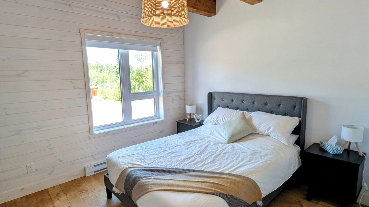 Photo of Bedroom in L'Anse-Saint-Jean