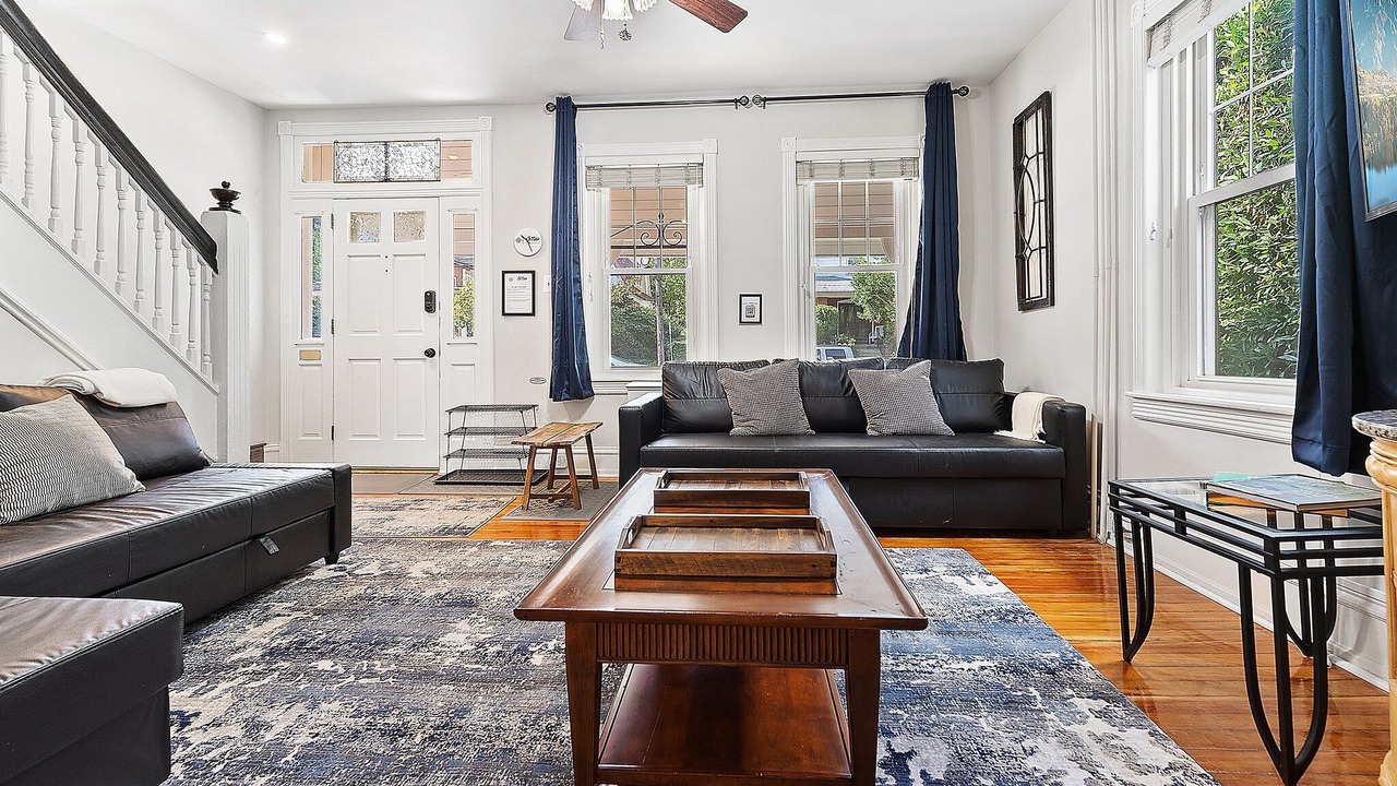 Photo of Livingroom in Valley Run