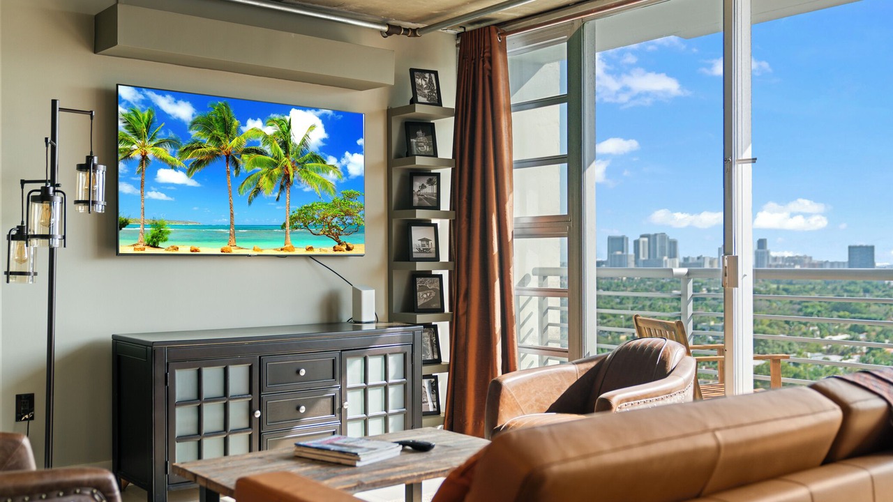 Photo of Livingroom in Downtown Hollywood