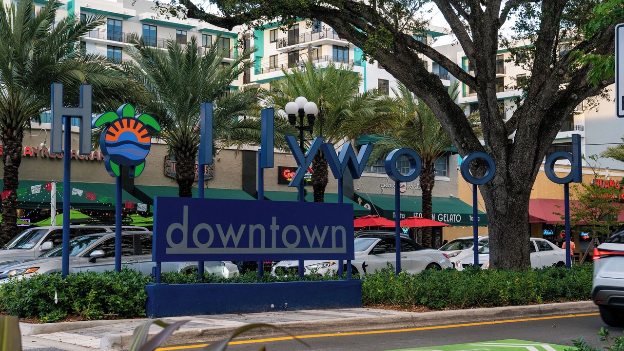 Photo of Outdoor in Downtown Hollywood