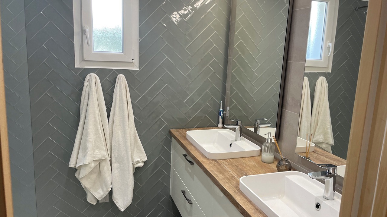 Photo of Bathroom in Bouc-Bel-Air