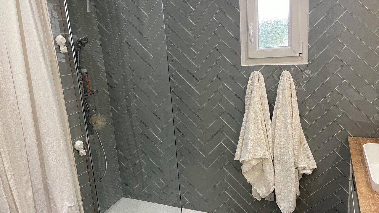 Photo of Bathroom in Bouc-Bel-Air