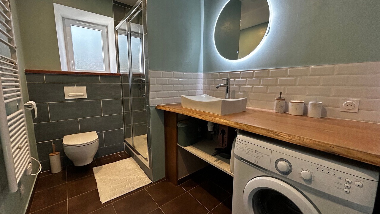 Photo of Bathroom in Lesigny