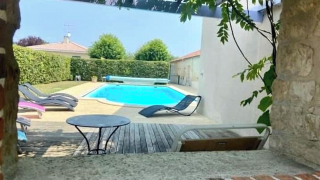 Photo of Outdoor in Nalliers