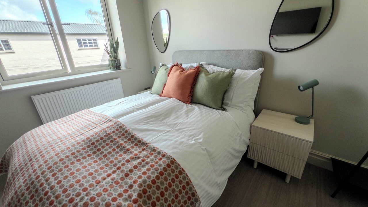 Photo of Bedroom in Broadway