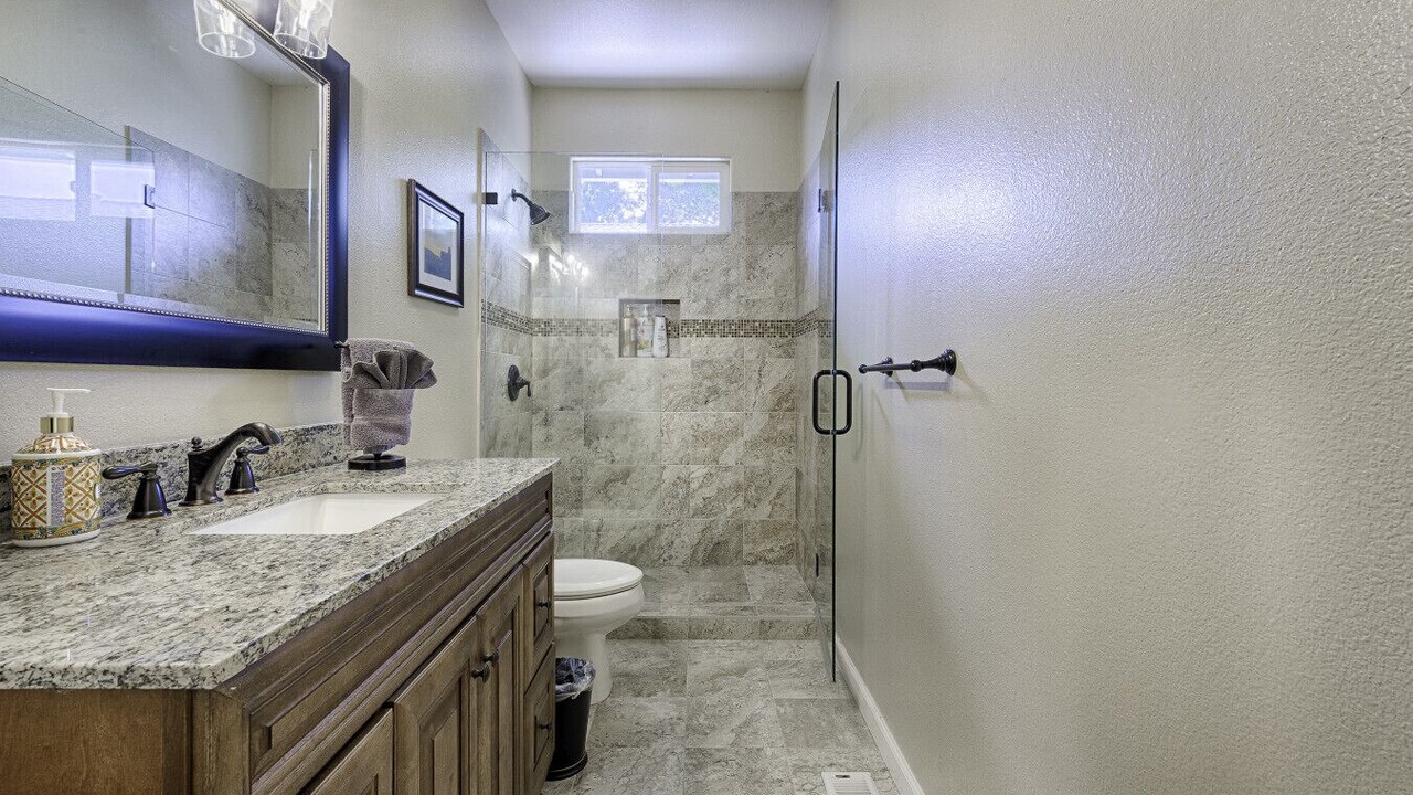 Photo of Bathroom in Sonoma