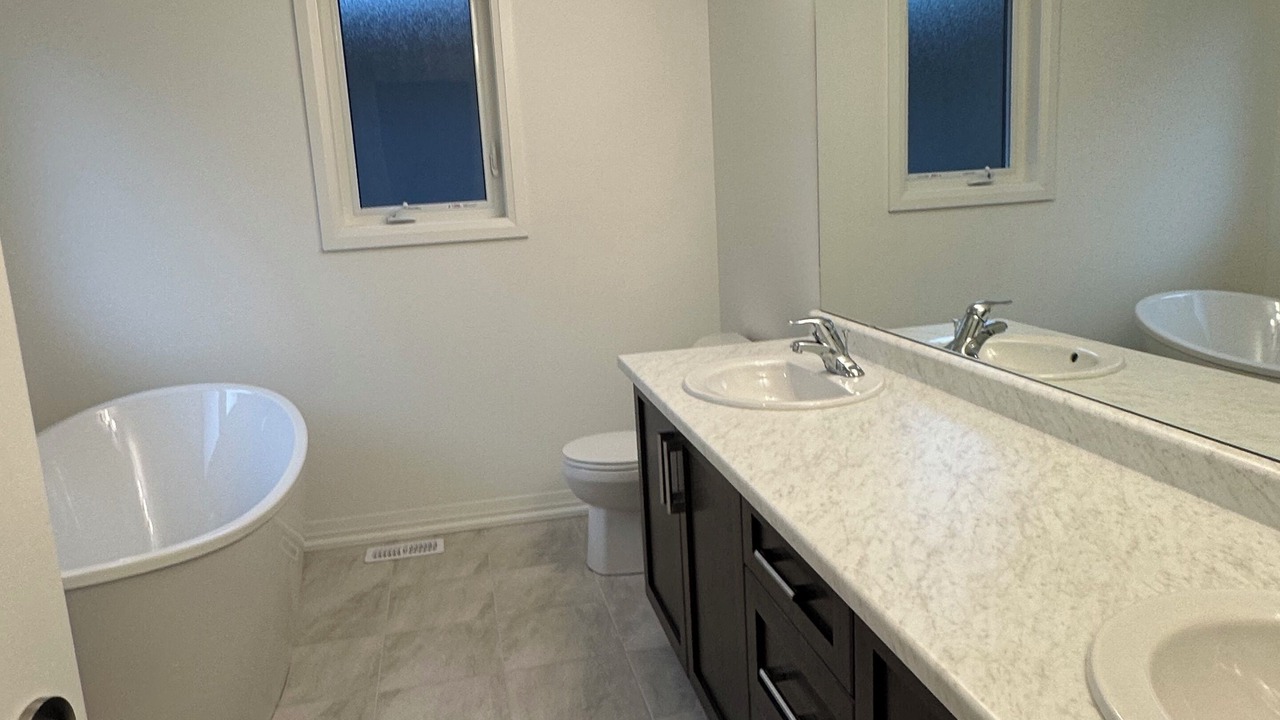 Photo of Bathroom in Niagara Falls