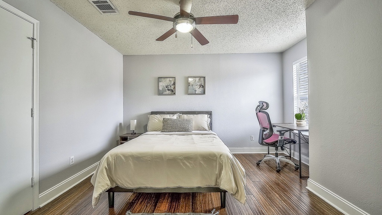 Photo of Bedroom in Irving