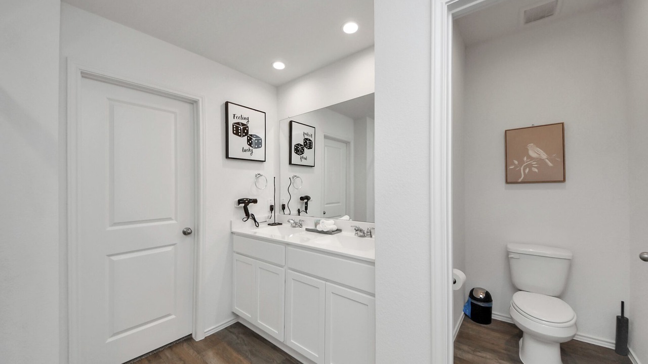 Photo of Bathroom in Barker