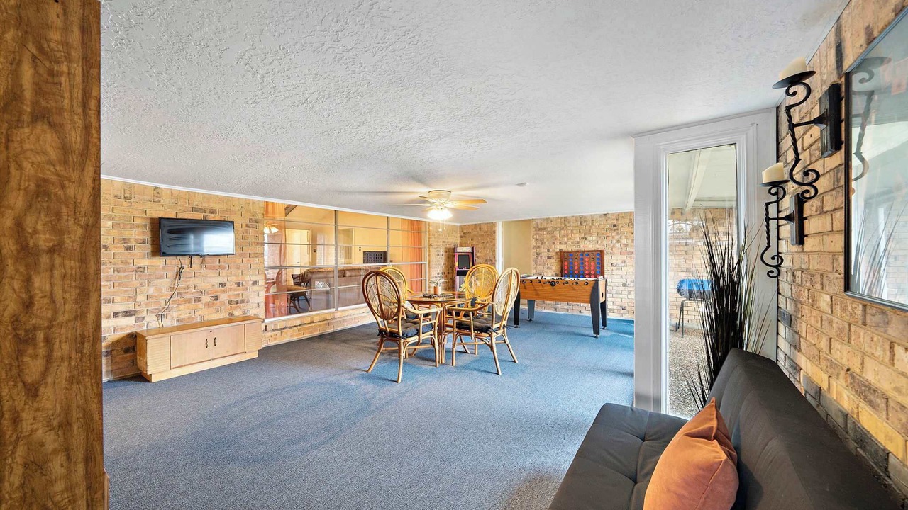Photo of Livingroom in Baytown