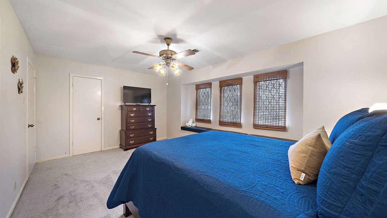Photo of Bedroom in Baytown