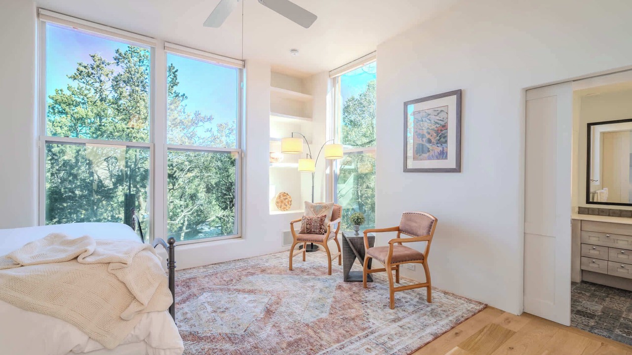Photo of Bedroom in Historic Eastside