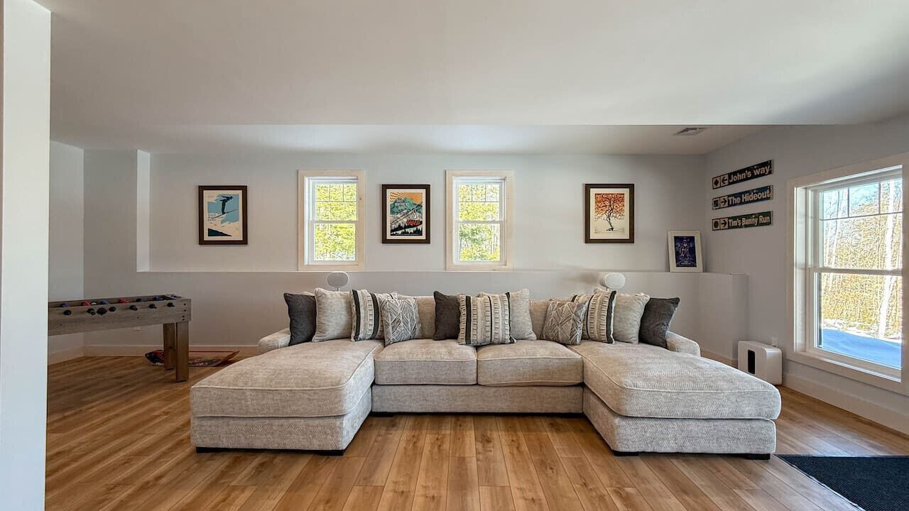 Photo of Others in Center Conway