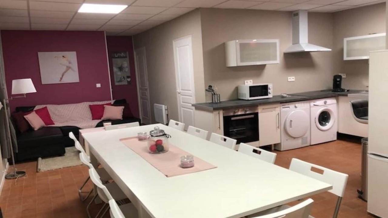 Photo of Livingroom in Signy-lAbbaye