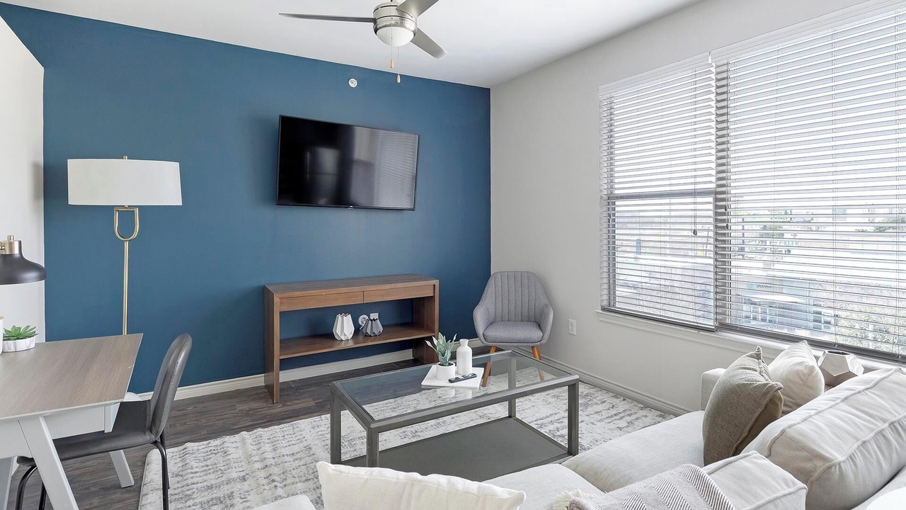 Photo of Livingroom in West Dallas