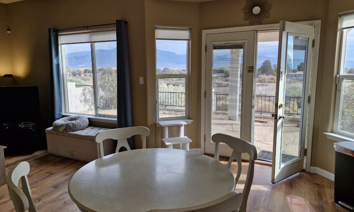 Photo of Livingroom in Rio Rancho