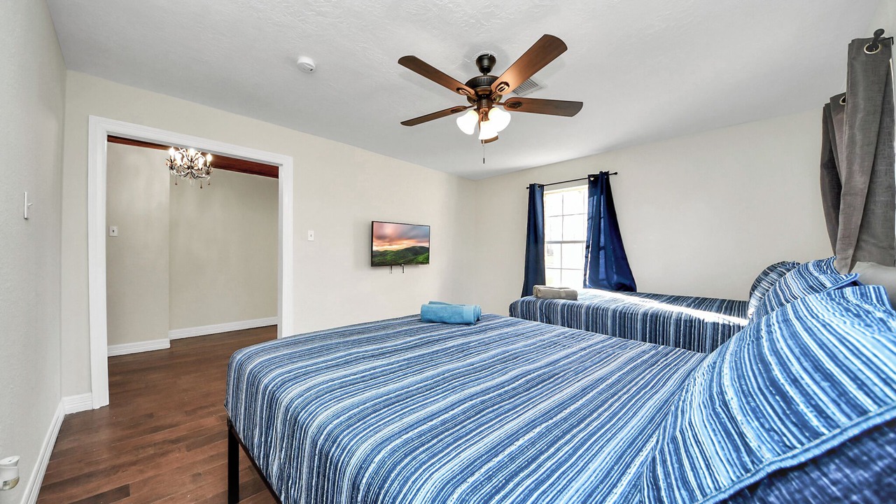 Photo of Bedroom in Grogan's Mill