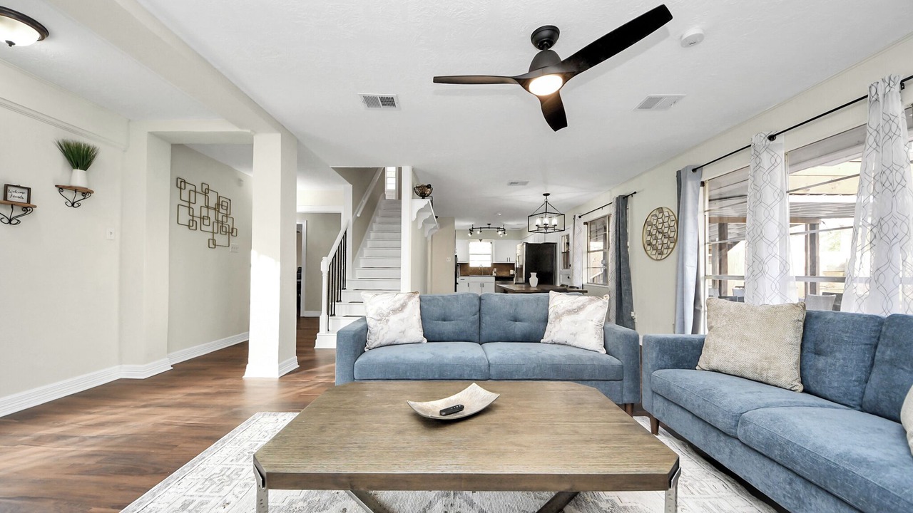 Photo of Livingroom in Grogan's Mill