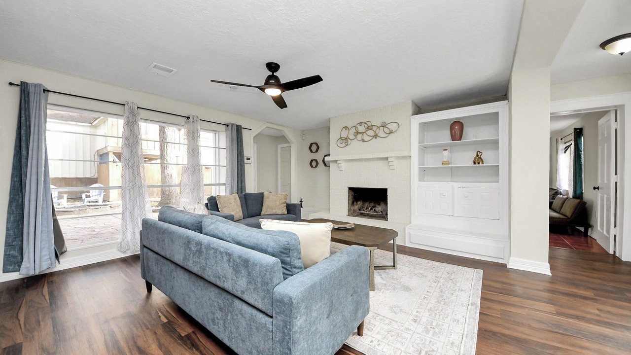 Photo of Livingroom in Grogan's Mill