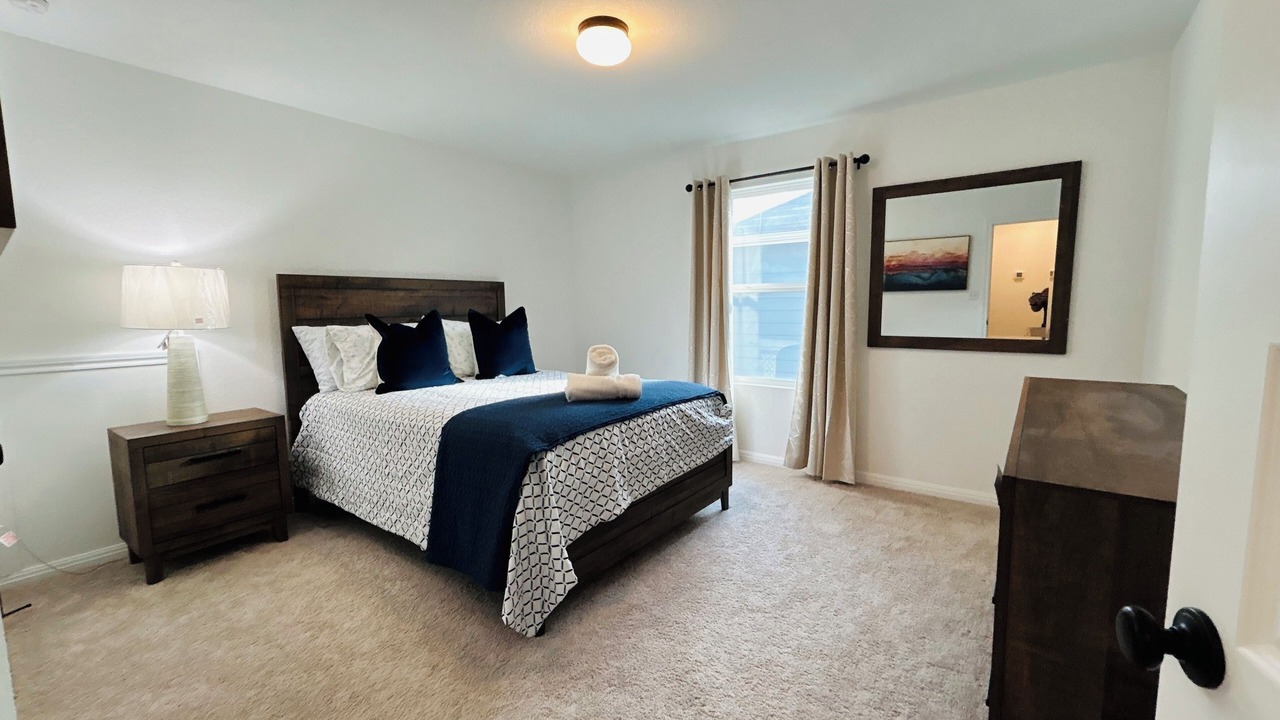 Photo of Bedroom in Manor