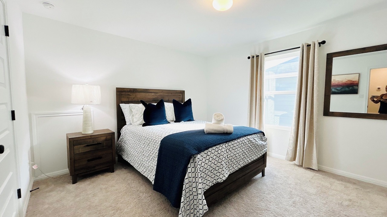 Photo of Bedroom in Manor