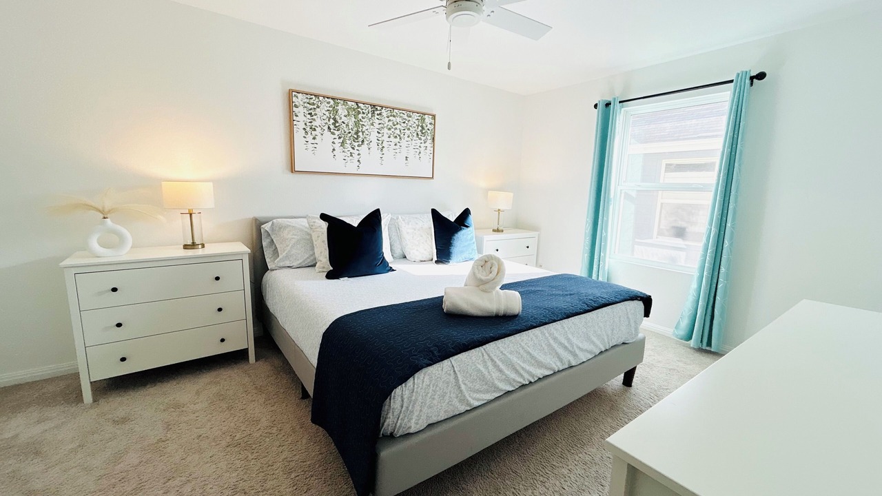 Photo of Bedroom in Manor