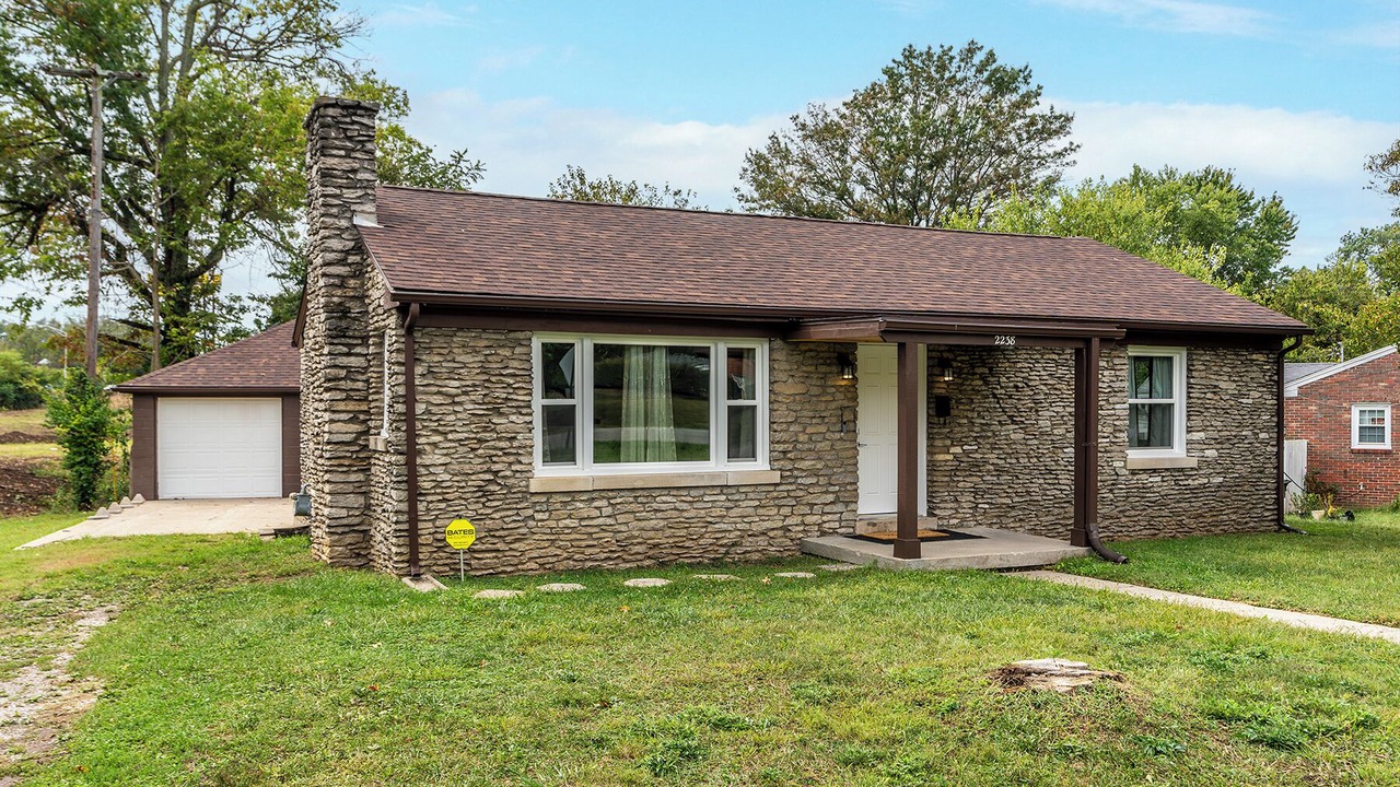 Photo of Outdoor in Lexington