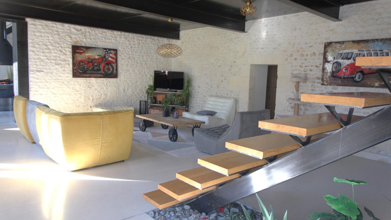 Photo of Others in Colombiers