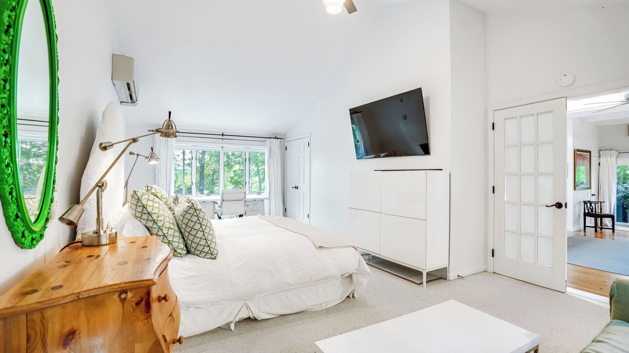 Photo of Bedroom in Water Mill