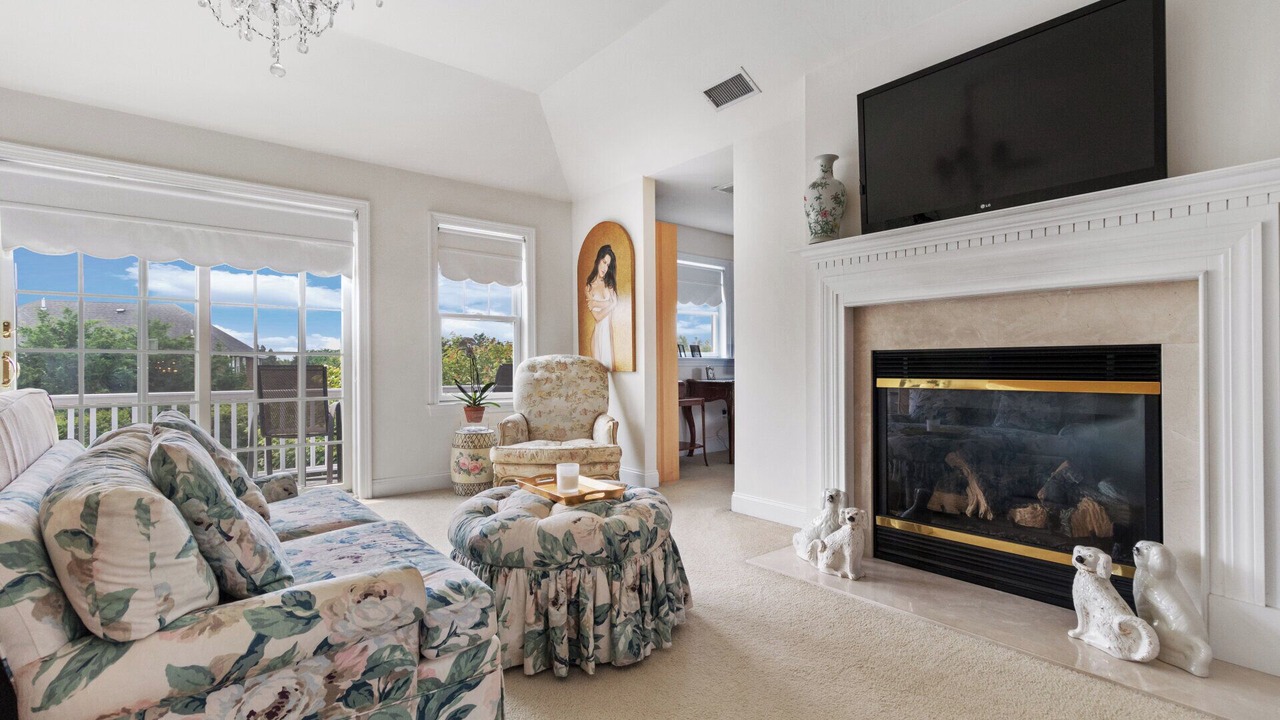 Photo of Livingroom in Tuckahoe