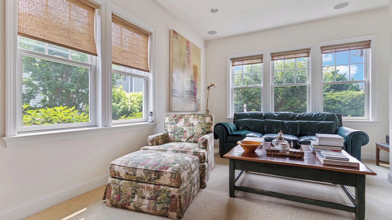 Photo of Livingroom in Tuckahoe
