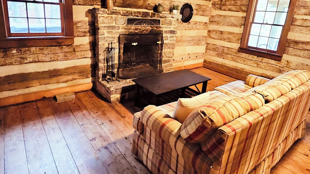 Photo of Livingroom in Head Waters