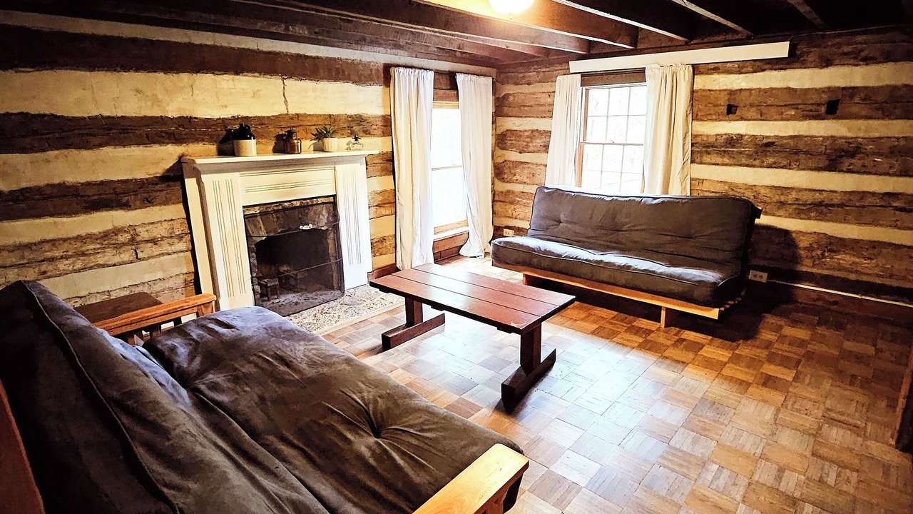 Photo of Livingroom in Head Waters