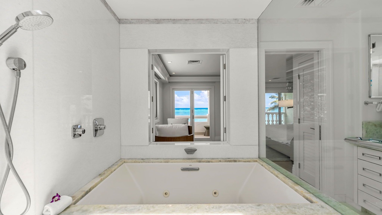 Photo of Bathroom in Lanikai