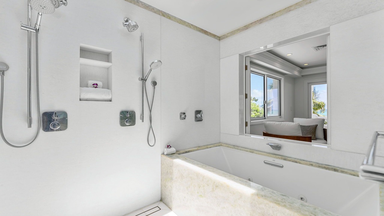 Photo of Bathroom in Lanikai