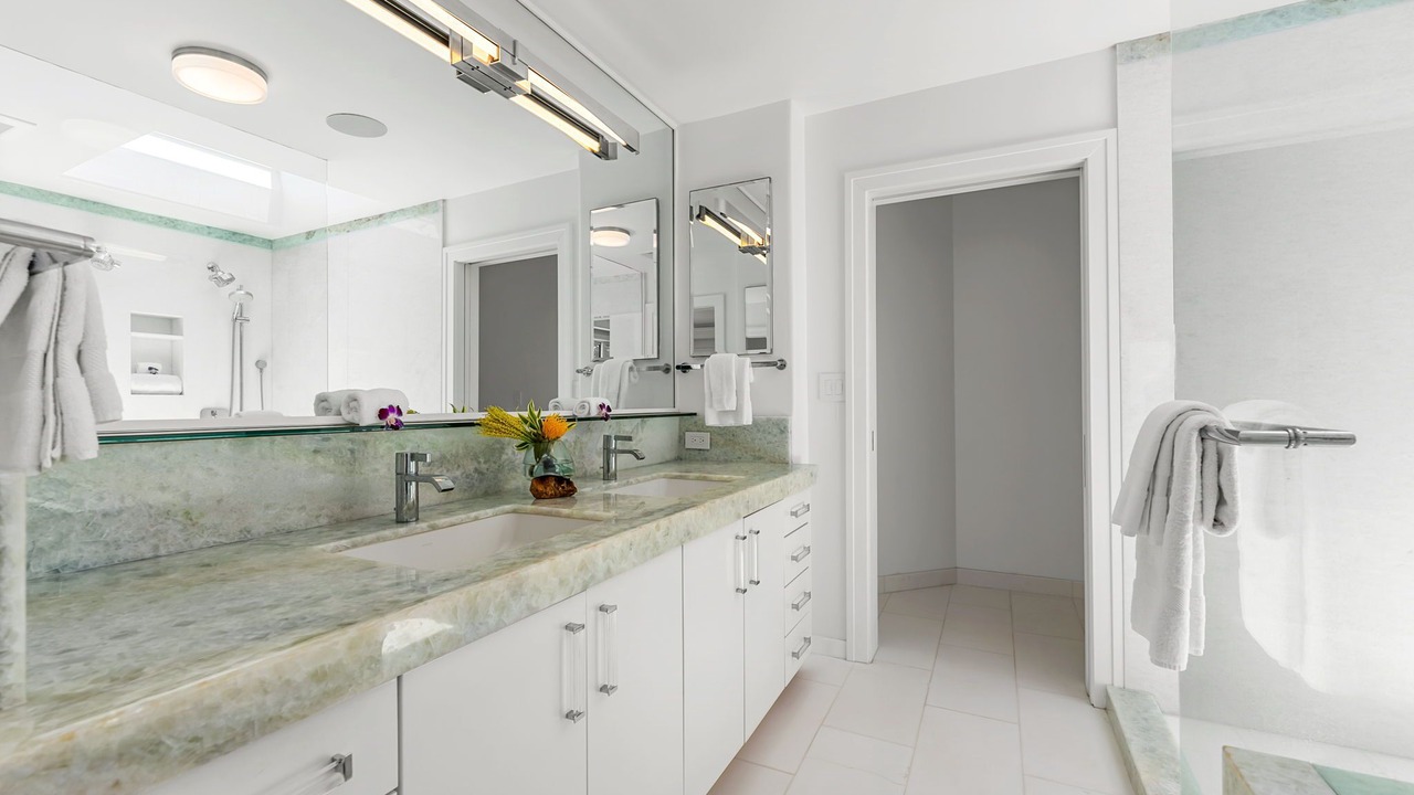 Photo of Bathroom in Lanikai