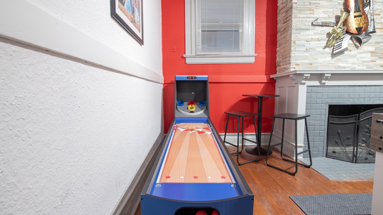 Photo of Bedroom in Midtown