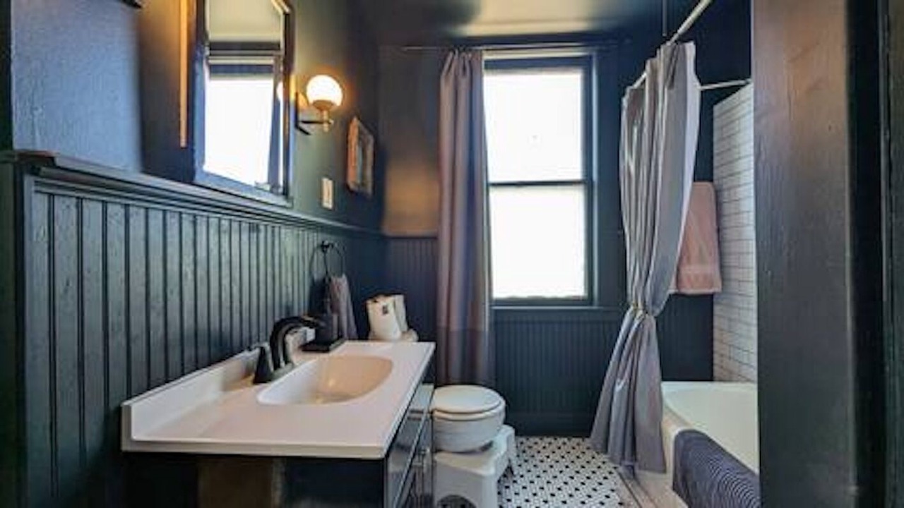Photo of Bathroom in Midtown