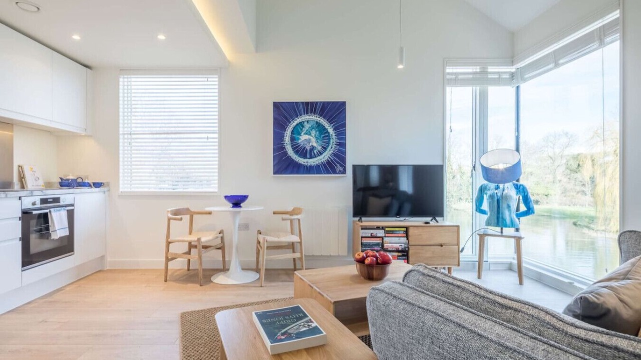 Photo of Livingroom in Cambridge