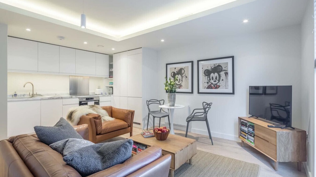 Photo of Livingroom in Cambridge