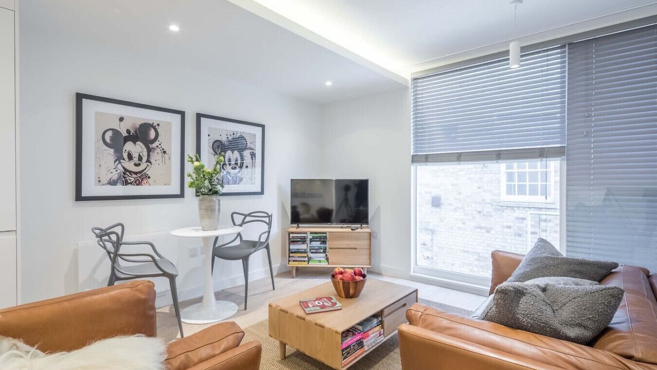 Photo of Livingroom in Cambridge