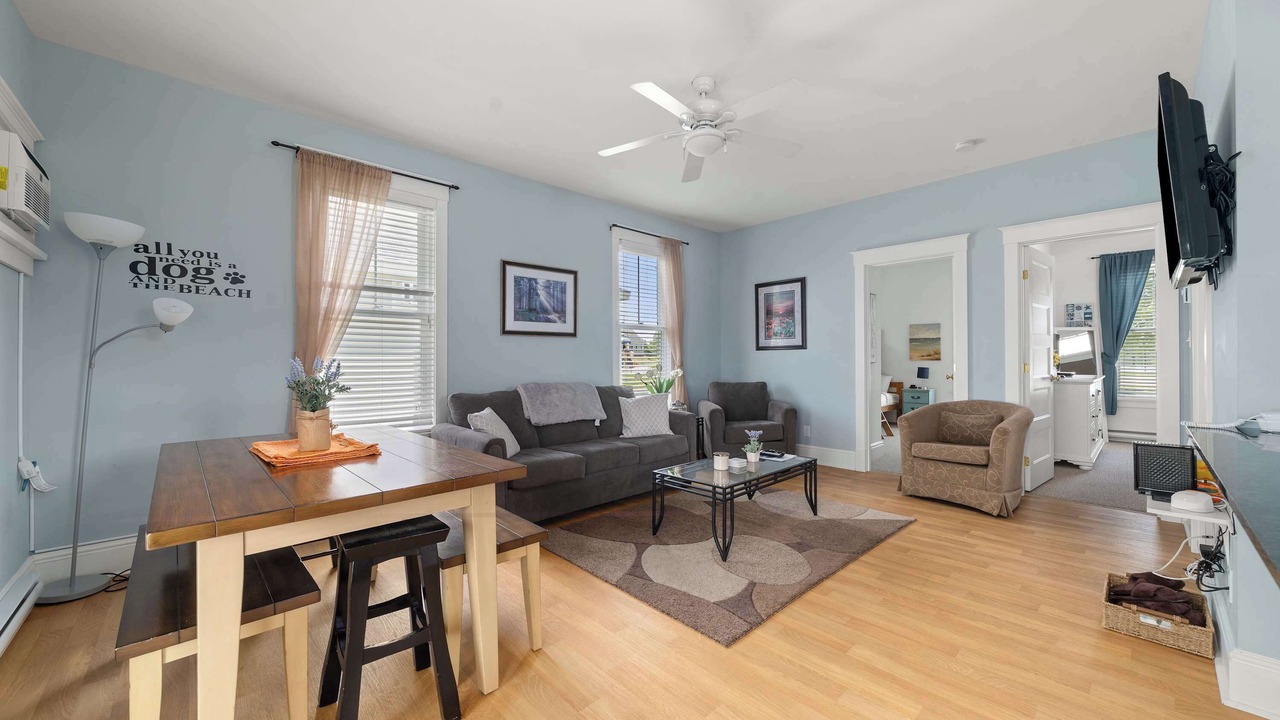 Photo of Livingroom in Cherry Valley